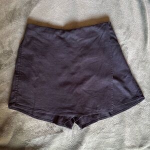 Classic Black Women's Linen Shorts Size XS